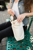 Load image into Gallery viewer, Wine Tote