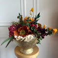 Load image into Gallery viewer, Crepe Paper Flower Centerpiece
