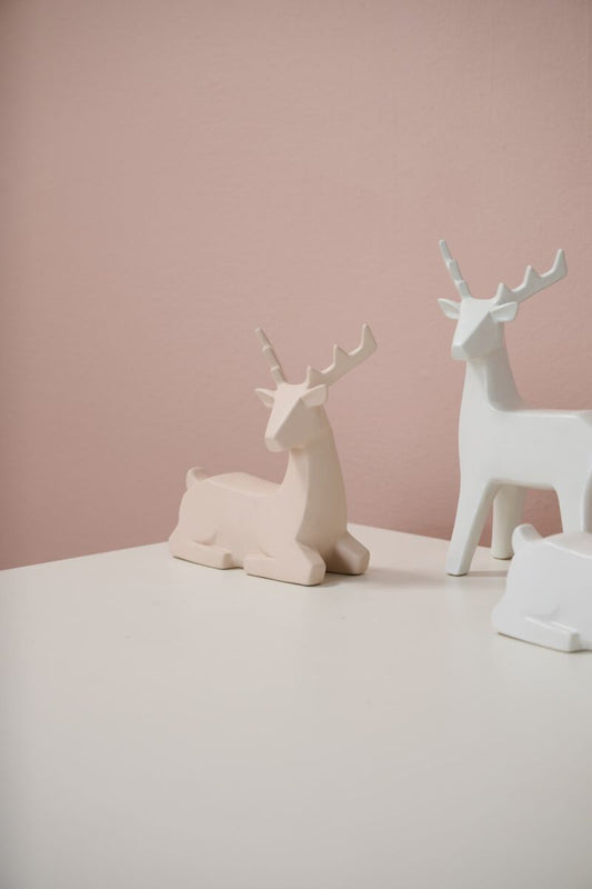 Minimal Deer Figurine - Laying