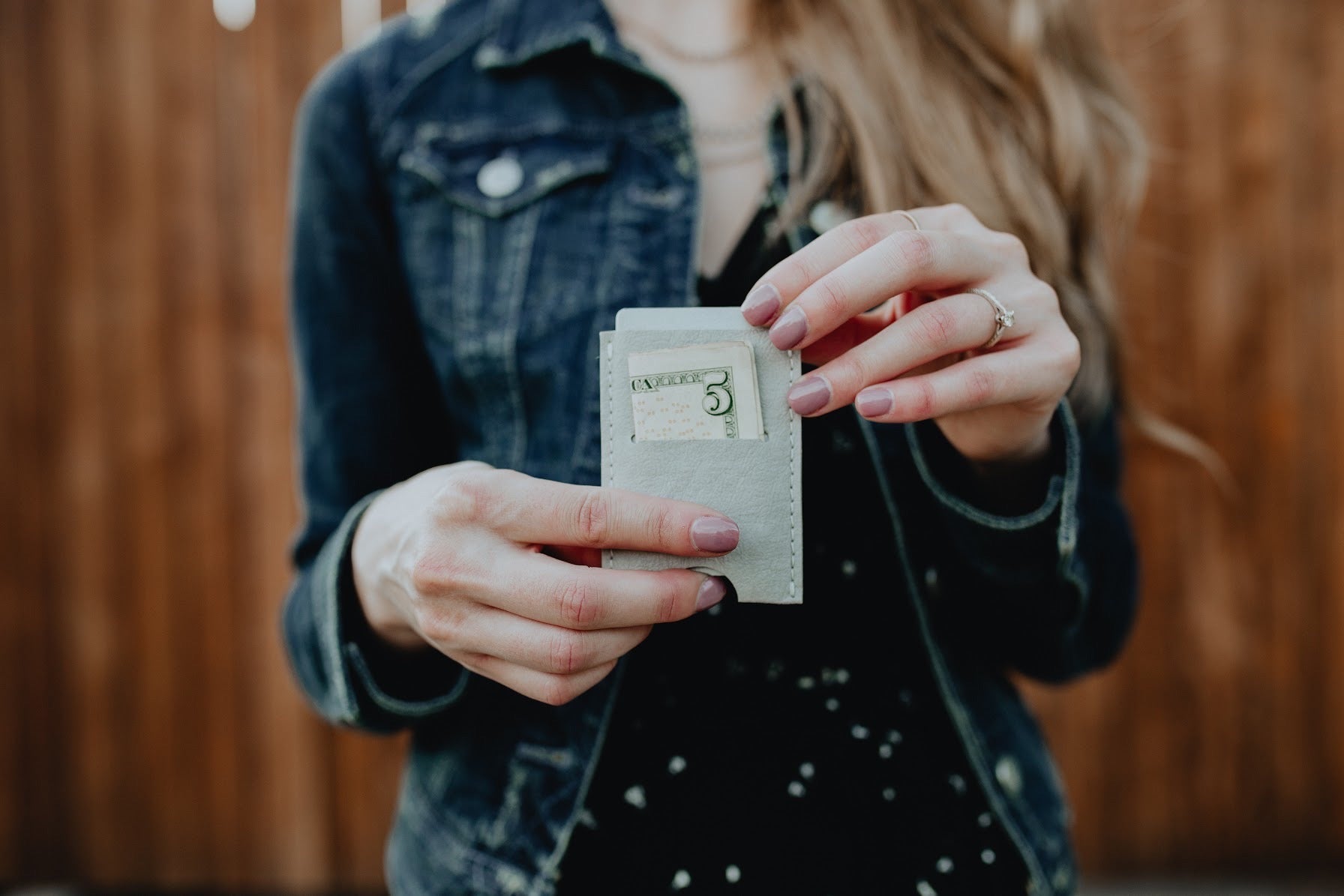 Minimalist Card Holder